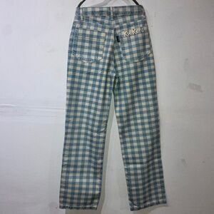 Kickers cream and blue denim jeans